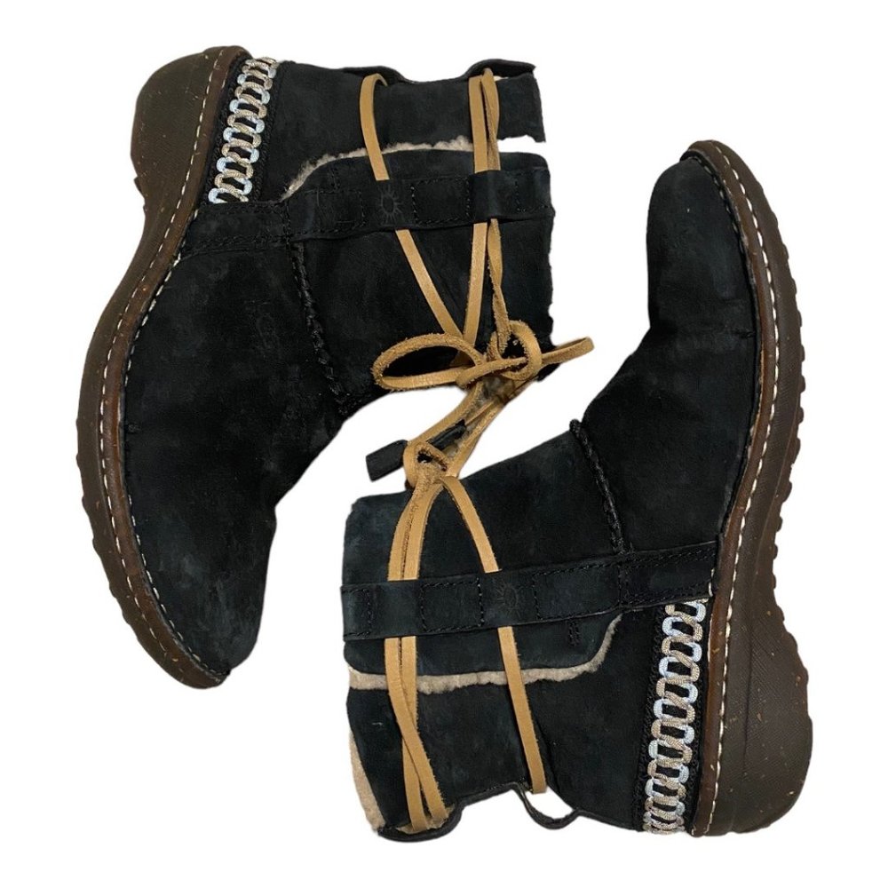 UGG Australia Cove 5178 Womens Black Leather Suede Sheepskin Winter Boots